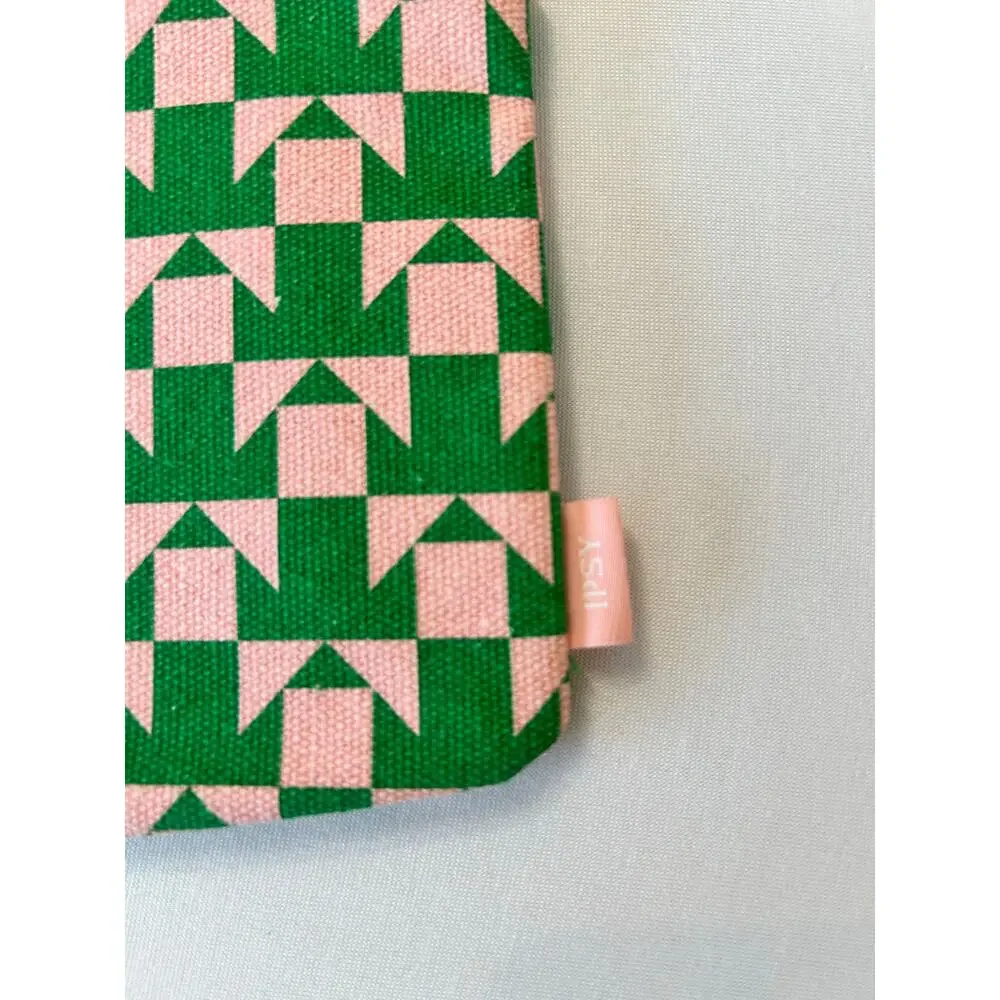 Ipsy‎ Glam Bag 2023 Pink Green Geometric Tassle